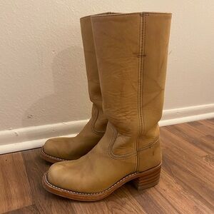 Frye Campus Boots Banana Size 8.5- hardly worn!
